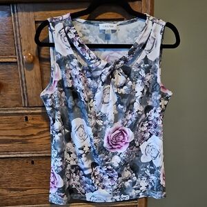 🌸 Calvin Klein Floral Sleeveless Blouse - Gray and Pink | Size M